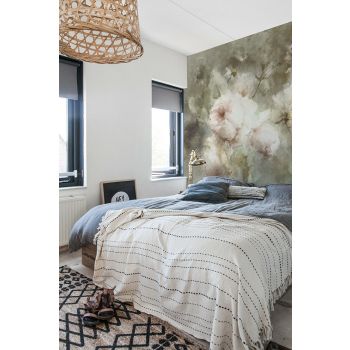 Fotobehang Vase with roses