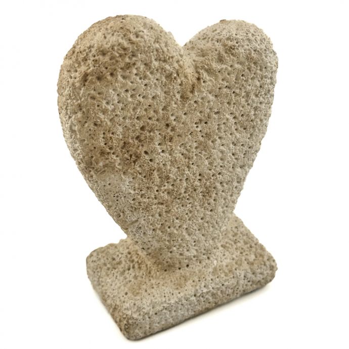 Aardewerk ornament hart beige