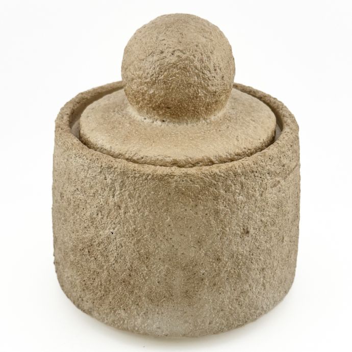 Aardewerk potje met deksel beige