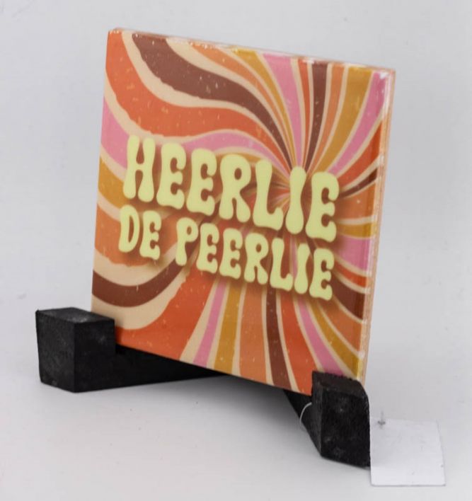 Tegeltje 'Heerlie de peerlie'