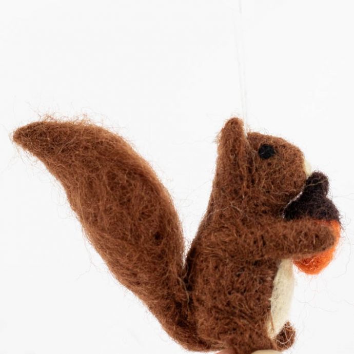 Wollen hanger eekhoorn