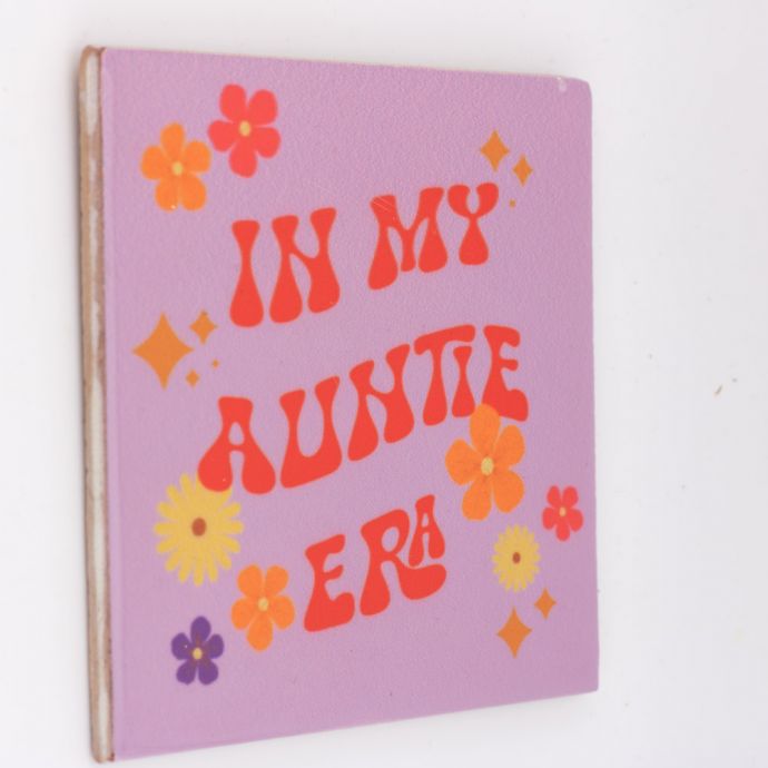 Tegeltje 'Auntie era'