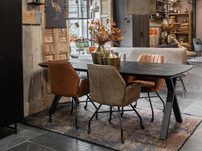 Eettafel Cross deens ovaal