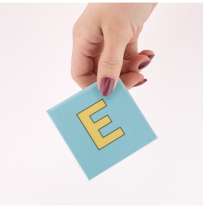 Alfabet tegeltje letter E