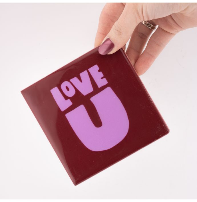 Tegeltje love u