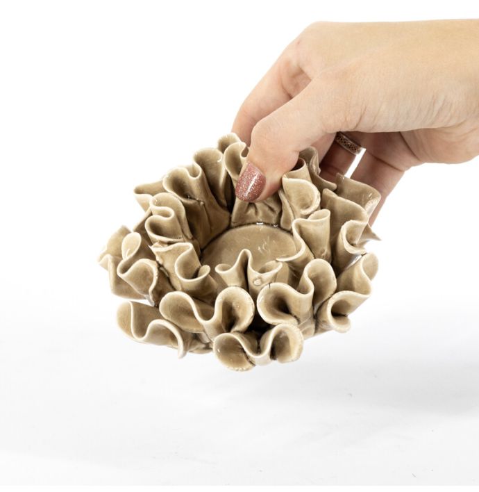 Waxinehouder keramiek spores beige