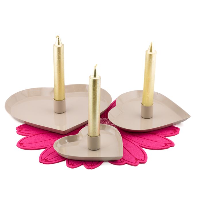 Kaarsenstandaard hart beige 16cm