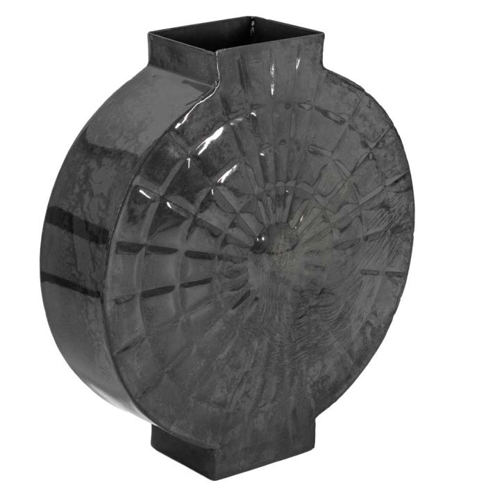 Metalen vaas rond blauw