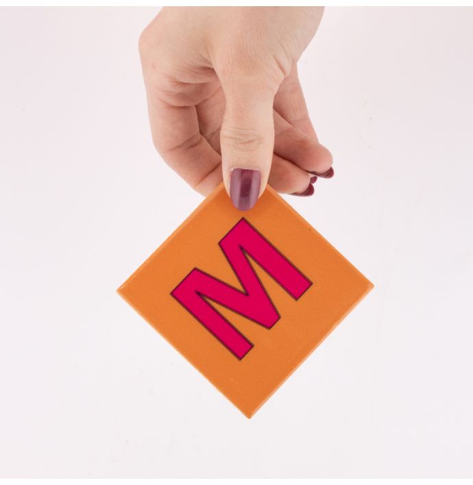 Alfabet tegeltje letter M