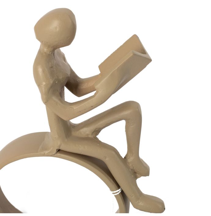 Beeld boek zittend beige