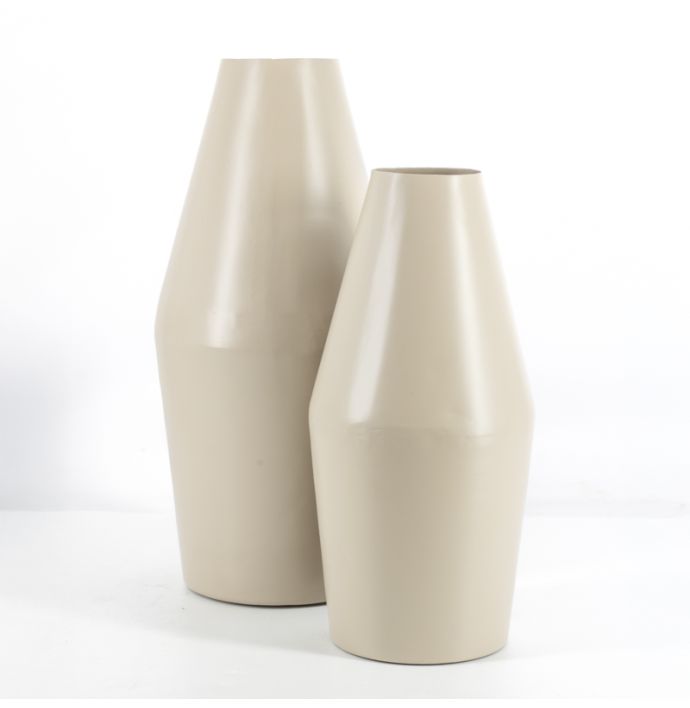 Metalen vaas sand