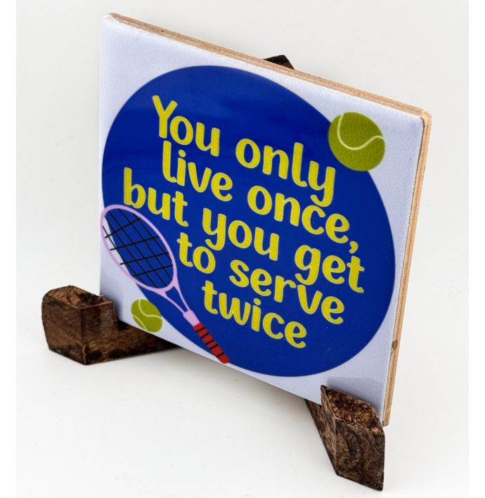 Tegeltje Tennis you get to serve twice