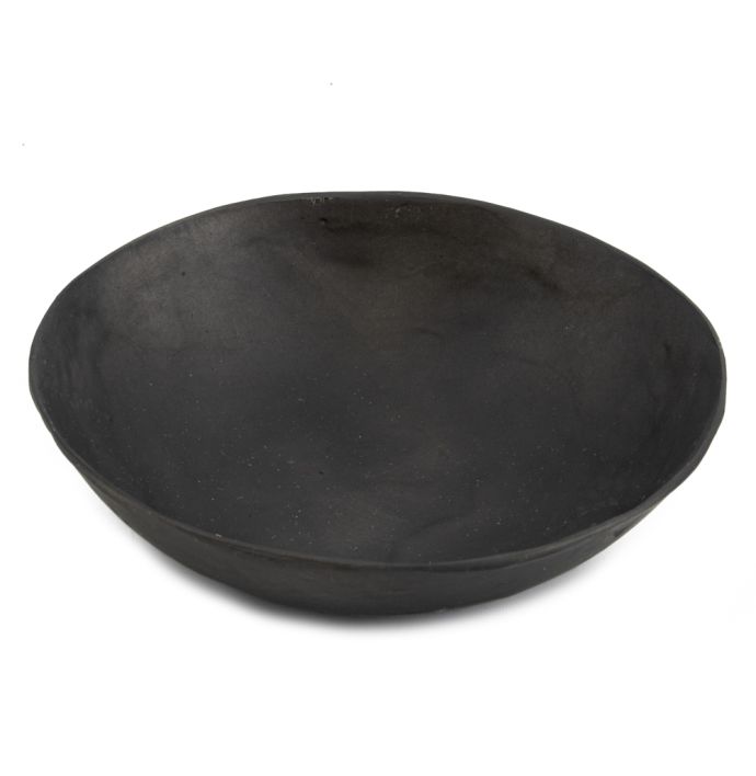 Schaaltje schelp rond zwart