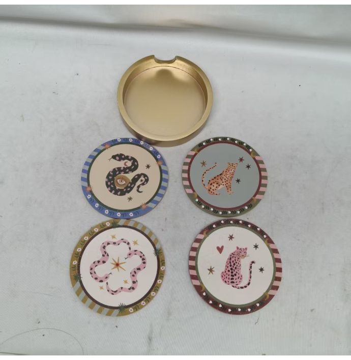 Set van 4 onderzetters assorti Naja