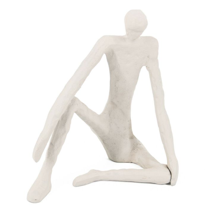 Beeldje zittend off-white