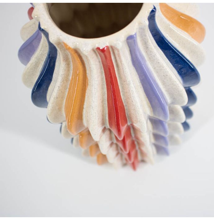 Aardewerk vaas stripes regenboog