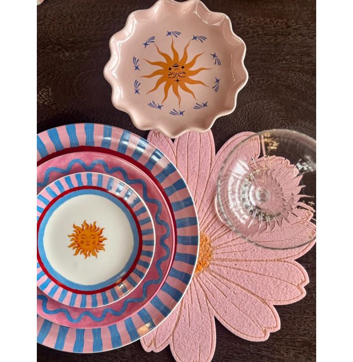 Aardewerk plateau solar