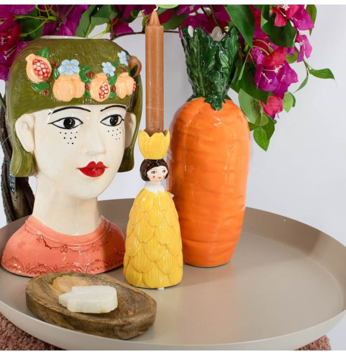 Kaarsenstandaard aardewerk vrouw bloem geel