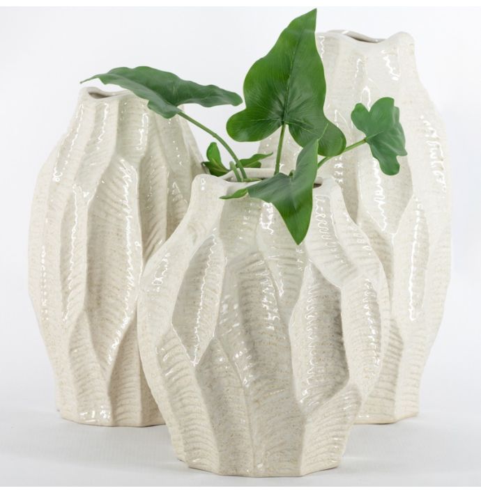 Aardewerk vaas leaves beige