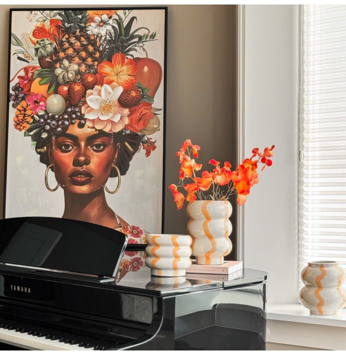 Schiderij vrouw fruit krans 