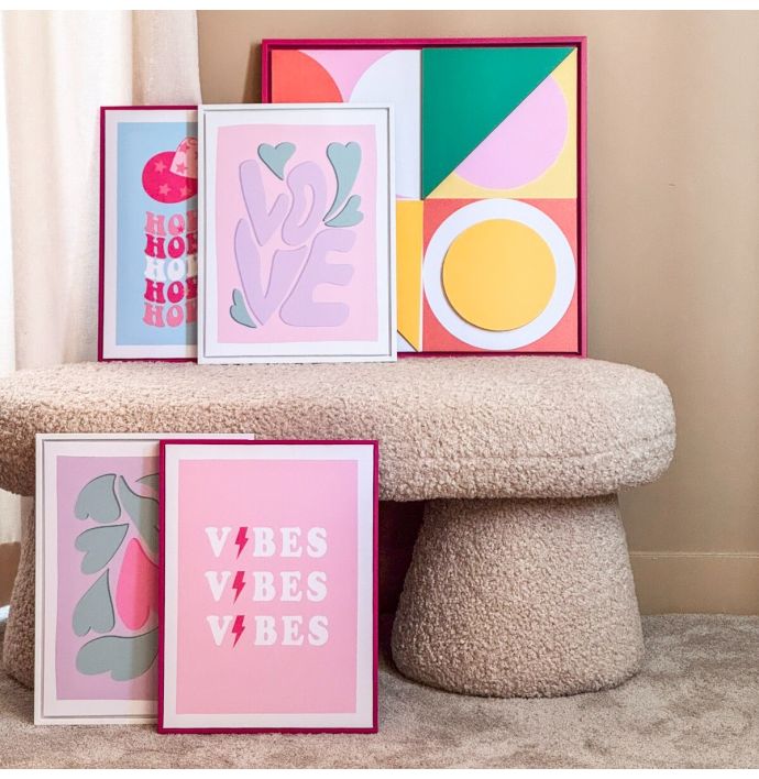 Poster in frame hearts