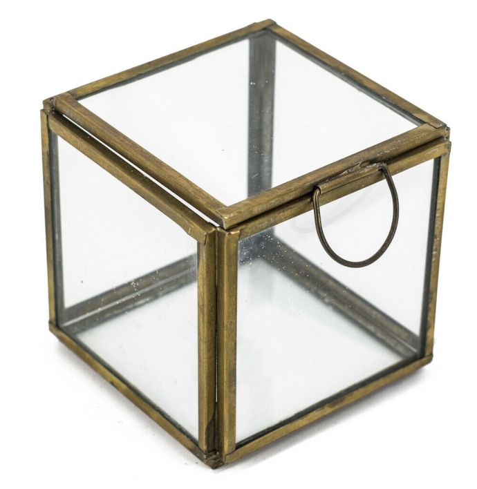 Glazen doosje met deksel