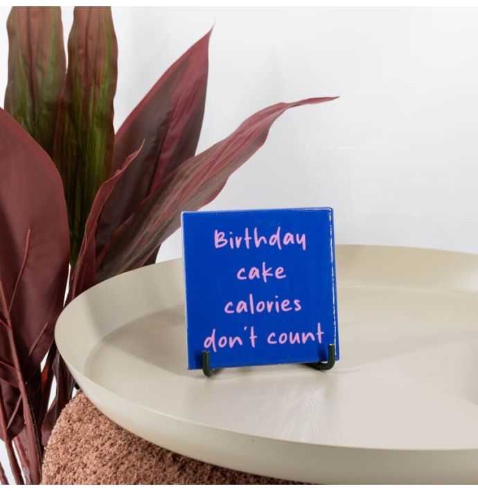 Tegeltje - Birthday cake calories