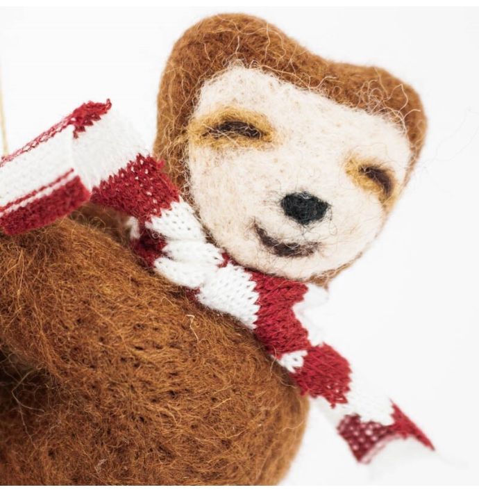 Wollen hanger sloth
