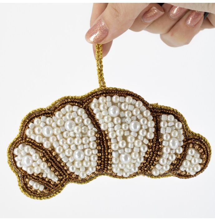 Hanger met kralen croissant