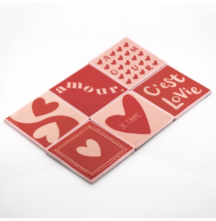 Set van 6 onderzetters met rekje tekst love