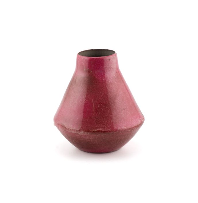 Metalen vaasje roze