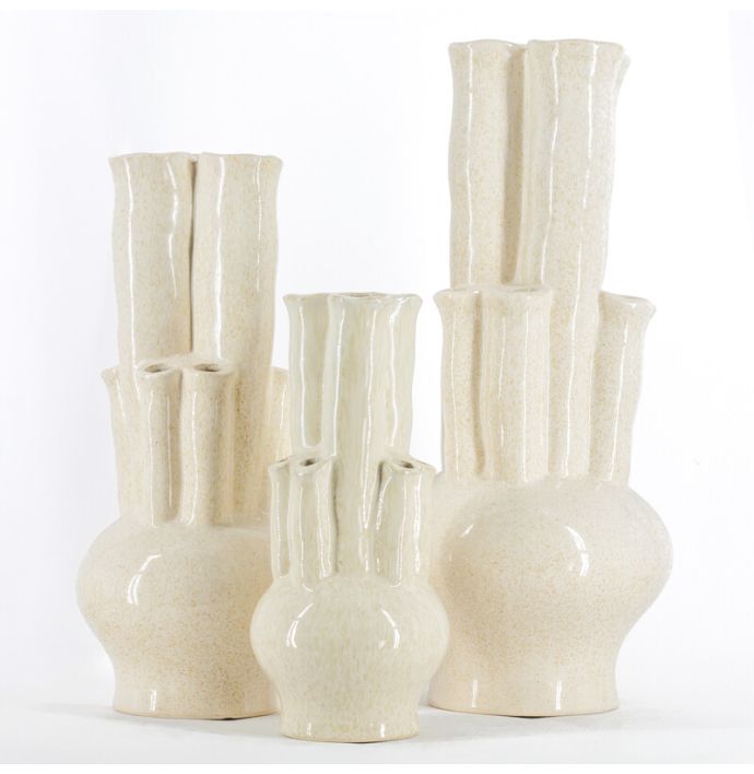Aardewerk tulpenvaas M beige