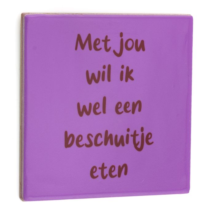 Tegeltje Beschuitje eten