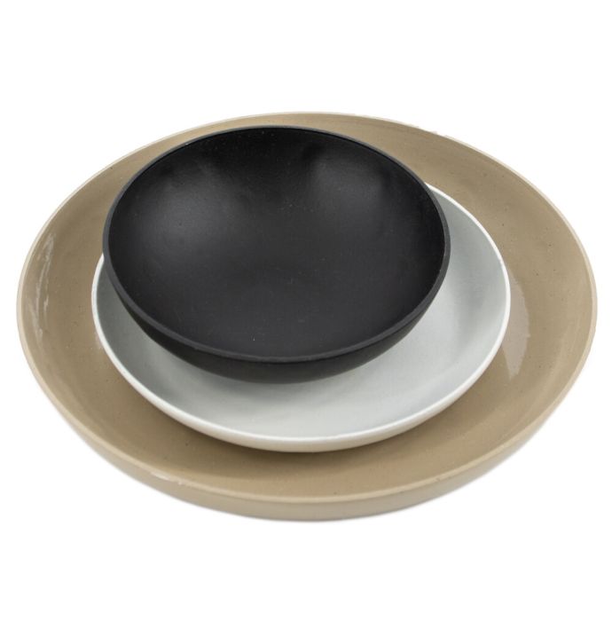 Tray hammered beige