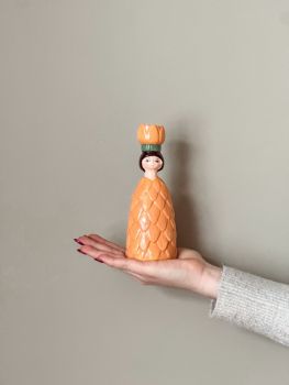 Kaarsenstandaard vrouw bloem